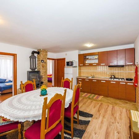Vacation House Loreta Sveti Rok Exterior foto